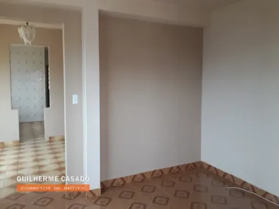 Casa com 3 Quartos para alugar, 100m² no , 