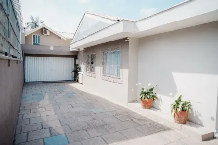 Casa com 3 Quartos à venda, 237m² no Ponta Aguda, Blumenau