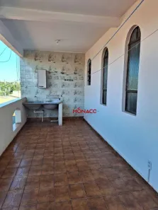 Casa com 7 Quartos para venda ou aluguel, 244m² no Maringá, Londrina