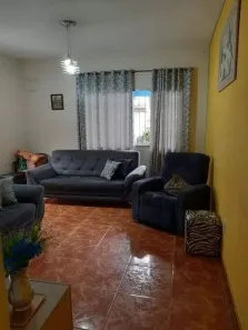 Sobrado com 3 Quartos à venda, 194m² no Vila Leopoldo, Carapicuíba