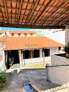 Casa com 3 Quartos à venda, 400m² no Sagrada Família, Belo Horizonte
