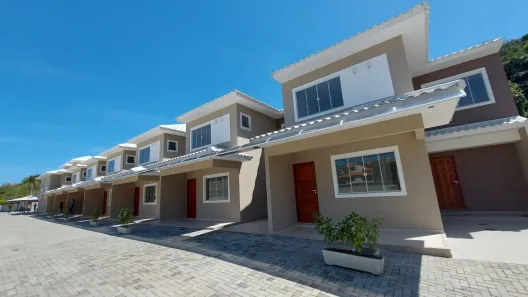 Casa de Condomínio com 2 Quartos à venda, 99m² no Ponta Negra (Ponta Negra), Maricá