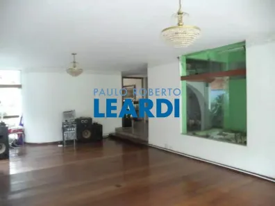 Sobrado com 4 Quartos à venda, 945m² no Interlagos, São Paulo