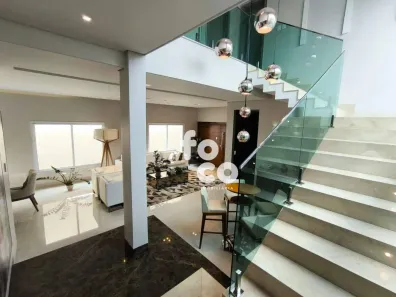 Sobrado com 3 Quartos à venda, 450m² no Nossa Senhora Aparecida, Uberlândia