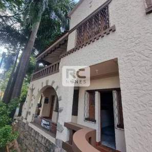 Casa com 4 Quartos à venda, 216m² no Boa Viagem, Belo Horizonte