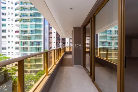 Apartamento com 3 Quartos à venda, 233m² no Água Verde, Curitiba