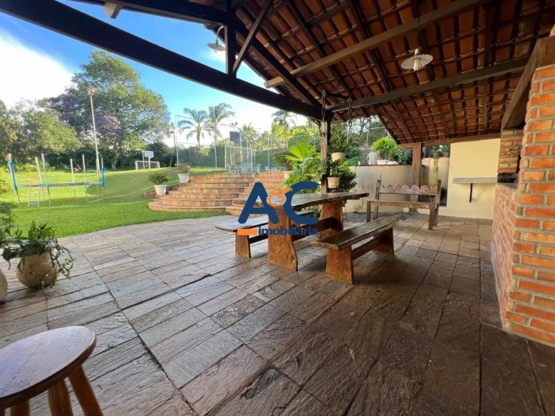 Casa com 4 quartos — Bandeirantes (Pampulha), Belo Horizonte