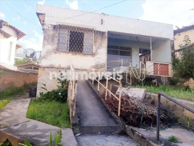 Casa com 5 Quartos à venda, 480m² no Santa Efigênia, Belo Horizonte
