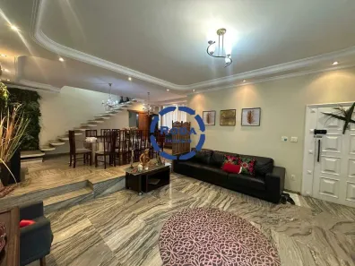 Casa com 3 Quartos à venda, 350m² no Ponta da Praia, Santos