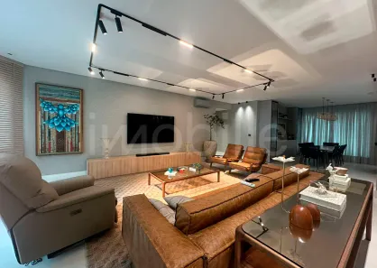 Apartamento com 4 Quartos à venda, 350m² no Meia Praia, Itapema