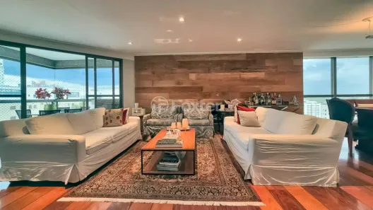 Apartamento com 3 Quartos à venda, 194m² no Indianópolis, São Paulo