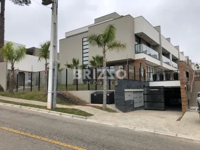 Sobrado com 3 Quartos à venda, 240m² no Santo Inácio, Curitiba