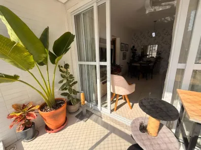 Apartamento com 2 Quartos à venda, 74m² no Gonzaga, Santos