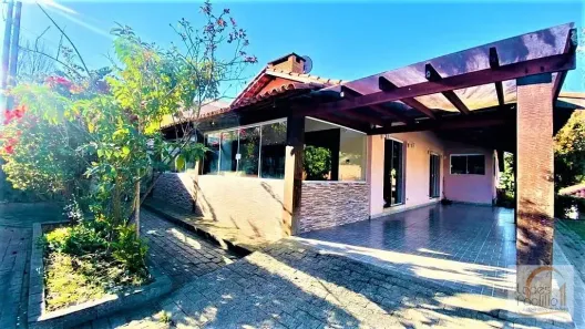 Casa com 3 Quartos à venda, 257m² no Retiro das Fontes, Atibaia