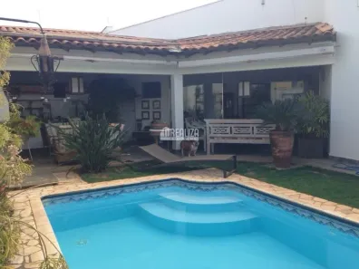Casa com 3 Quartos à venda, 230m² no Jardim Novo Horizonte, Uberaba