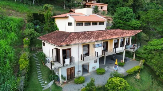 Sobrado com 3 Quartos à venda, 420m² no , Areal