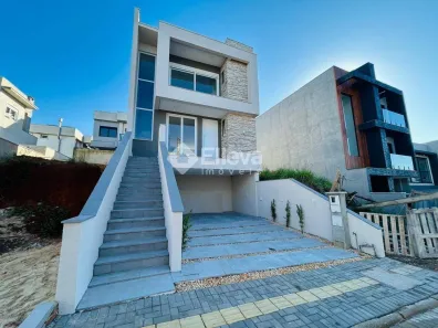 Casa com 3 Quartos à venda, 143m² no Jansen, Gravataí