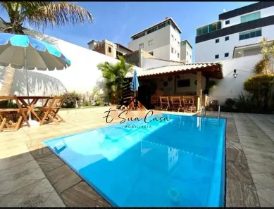 Casa com 4 Quartos à venda, 450m² no Cabral, Contagem