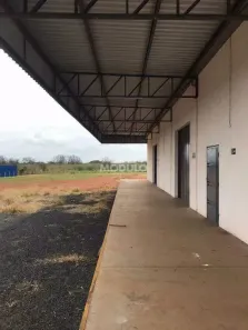 Galpão/Depósito/Armazém para alugar, 850m² no Distrito Industrial, Uberlândia
