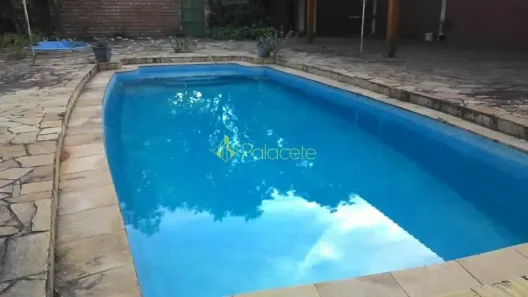 Casa com 5 Quartos à venda, 305m² no Jardim Carlota, Pindamonhangaba