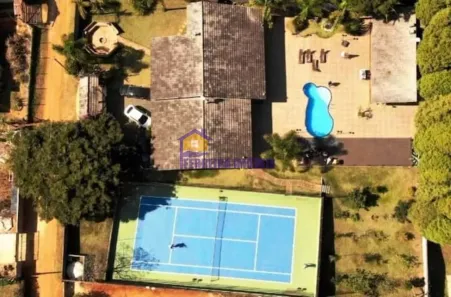 Fazenda/Sítio com 4 Quartos à venda, 200m² no Curral, Ibiúna