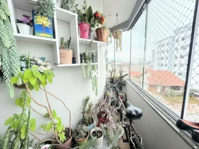 Apartamento com 2 Quartos à venda, 59m² no Barreiros, São José