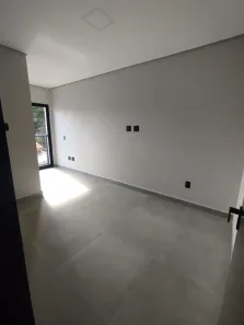 Sobrado com 2 Quartos à venda, 98m² no Vila Lucinda, Santo André