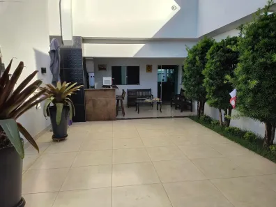 Casa com 3 Quartos à venda, 140m² no Granada, Uberlândia