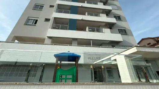 Apartamento com 2 Quartos à venda, 76m² no Barreiros, São José