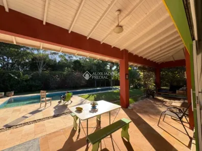 Casa com 4 Quartos à venda, 300m² no São João do Rio Vermelho, Florianópolis