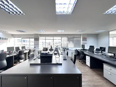 Sala Comercial à venda, 336m² no Itacorubi, Florianópolis