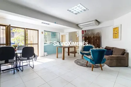 Ponto Comercial para alugar, 552m² no Santa Efigênia, Belo Horizonte