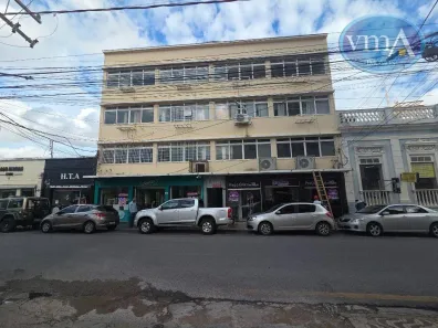 Sala Comercial para alugar, 750m² no Centro-Norte, Cuiabá