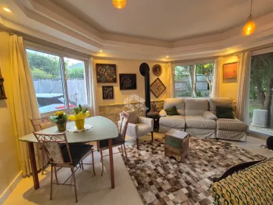 Casa com 2 Quartos à venda, 122m² no Rio Tavares, Florianópolis