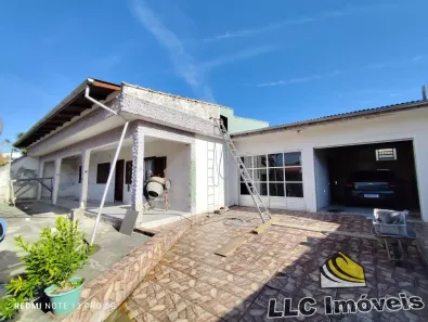 Casa com 3 Quartos à venda, 180m² no Porto da Vila, Imbituba
