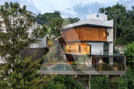 Casa de Condomínio com 4 Quartos para venda ou aluguel, 661m² no Jardim Vitória Régia, São Paulo
