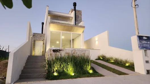 Casa com 2 Quartos à venda, 119m² no Três Vendas, Pelotas