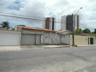 Casa com 4 Quartos à venda, 280m² no Vila União, Fortaleza