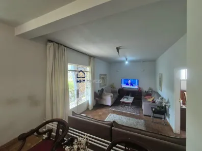 Casa com 4 Quartos para alugar, 241m² no Santo Antônio, Belo Horizonte