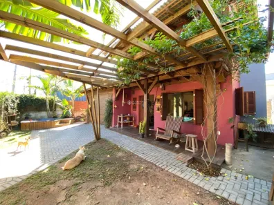 Casa com 2 Quartos à venda, 170m² no Rio Tavares, Florianópolis