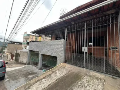 Casa com 3 Quartos à venda, 200m² no Eldorado, Juiz de Fora