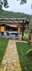 Sobrado com 4 Quartos à venda, 250m² no Bairro de Camburi, São Sebastião