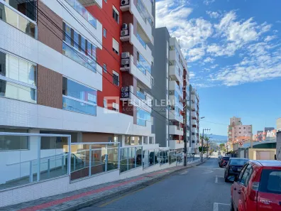 Apartamento com 4 Quartos à venda, 113m² no Praia Comprida, São José