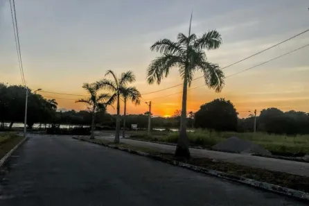 Lote/Terreno à venda, 486m² no Camará, Aquiraz