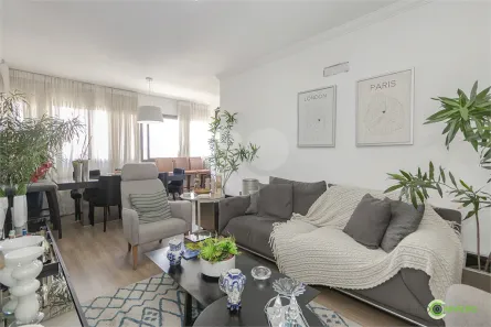 Apartamento com 2 Quartos à venda, 75m² no Três Figueiras, Porto Alegre