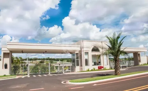 Lote/Terreno à venda, 630m² no Jardim Shangri-Lá, Bauru