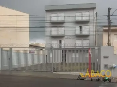 Apartamento com 2 Quartos para alugar, 40m² no Centro, São Carlos