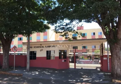 Apartamento com 3 Quartos para alugar, 60m² no Conjunto Habitacional Lea Leal, Maringá
