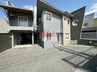 Casa com 3 Quartos à venda, 96m² no Guanabara, Joinville