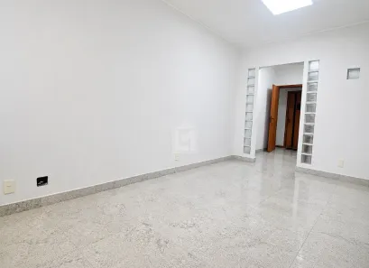 Sala Comercial para alugar, 47m² no Santa Lúcia, Vitória